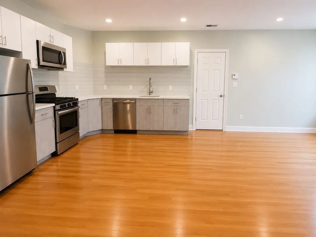 299 Dudley #4, Boston