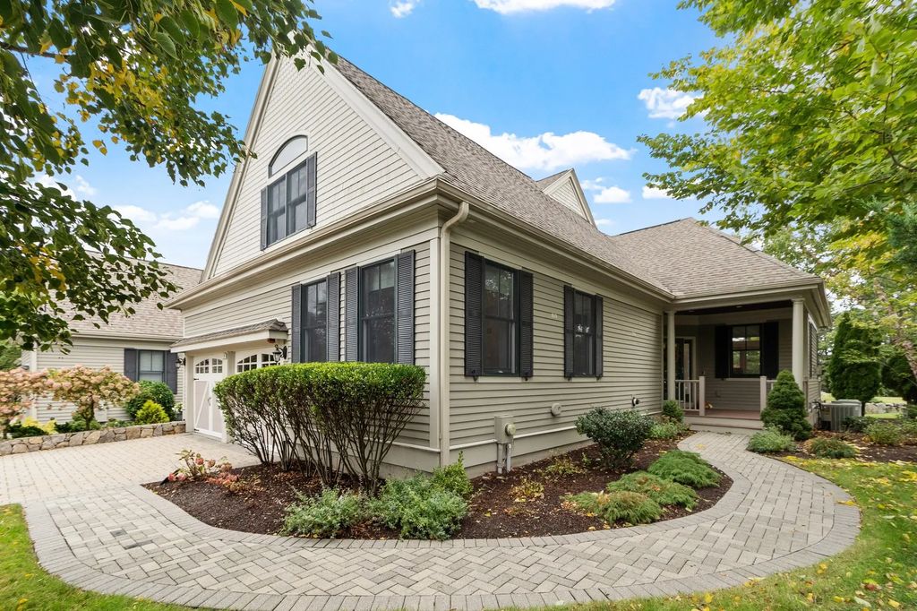 8 S Cottage Rd #8, Belmont