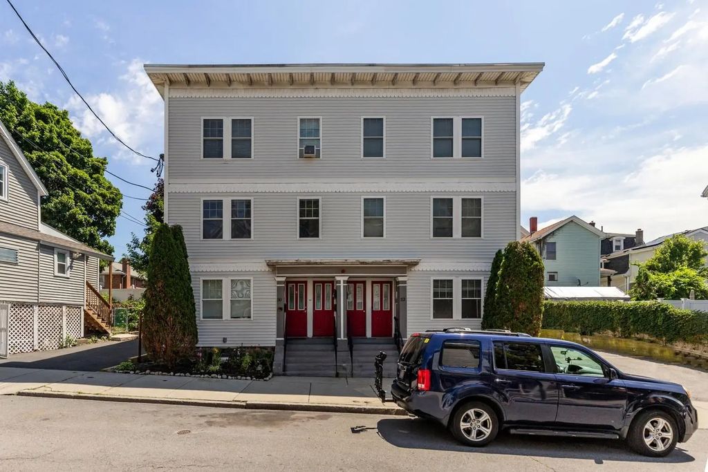 30 Tufts Ave #b, Everett