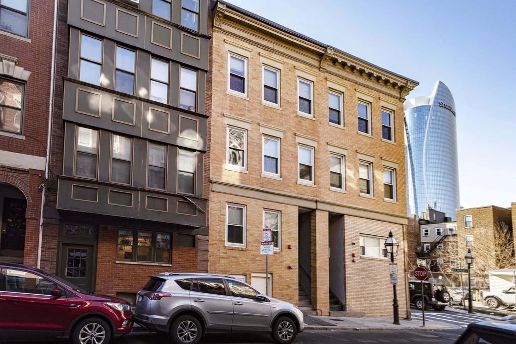 28-30 Cooper St #1, Boston