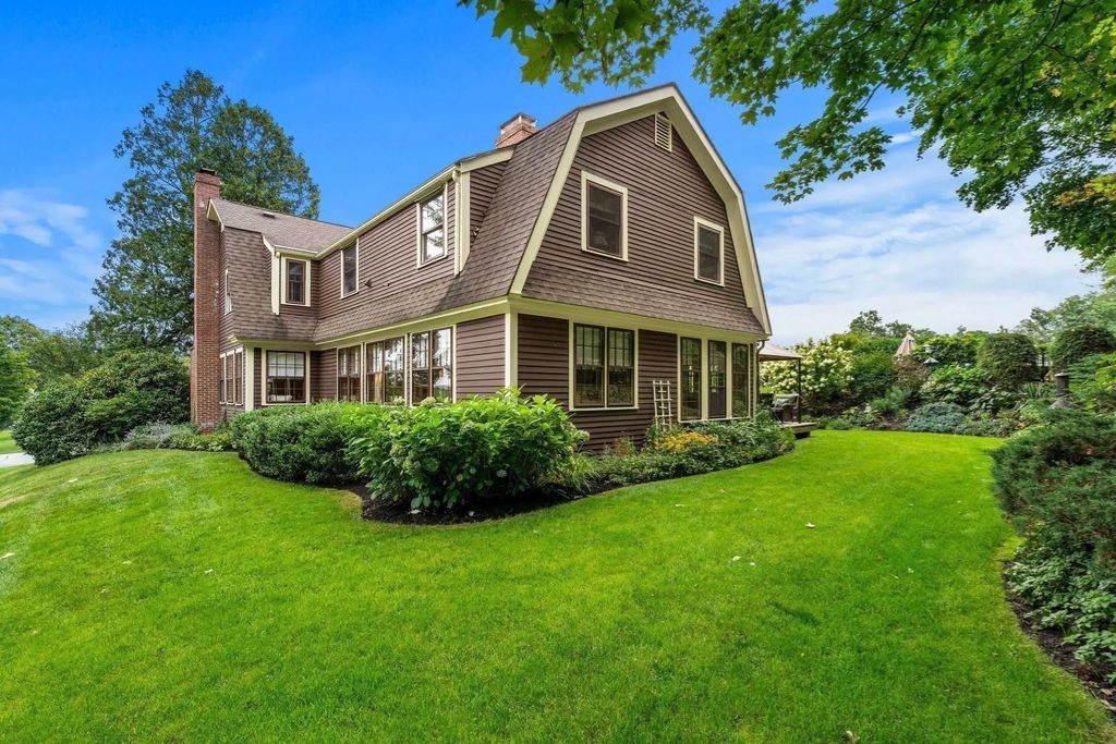 36 Cross St, Topsfield