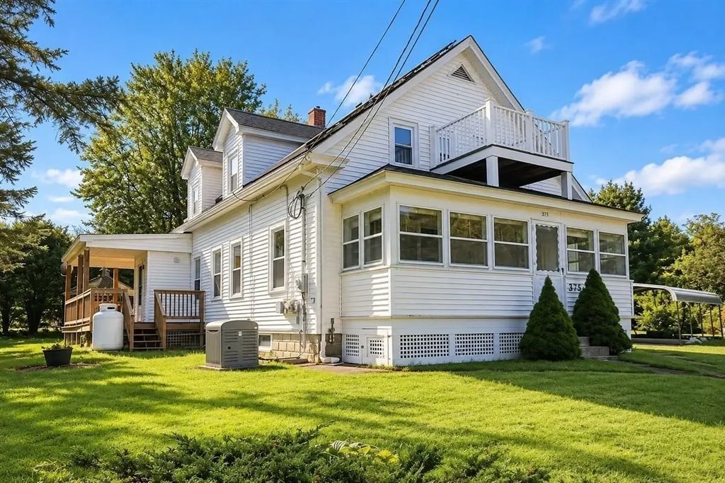 373 Highland St, Northbridge
