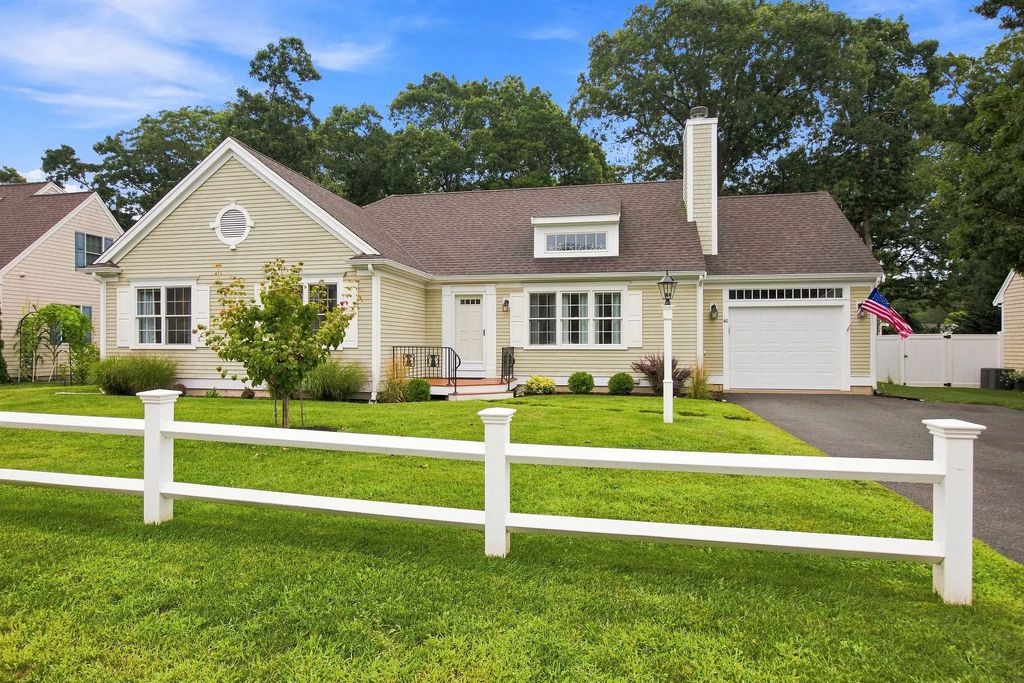 40 Settlers Ln, Barnstable