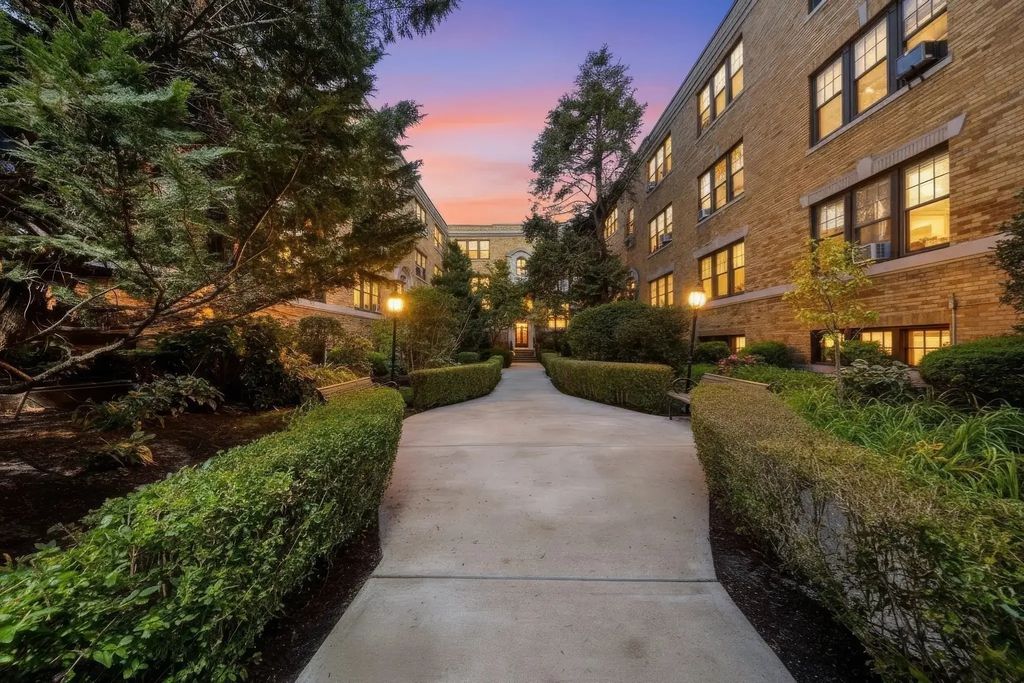 413 Washington Street #4, Brookline