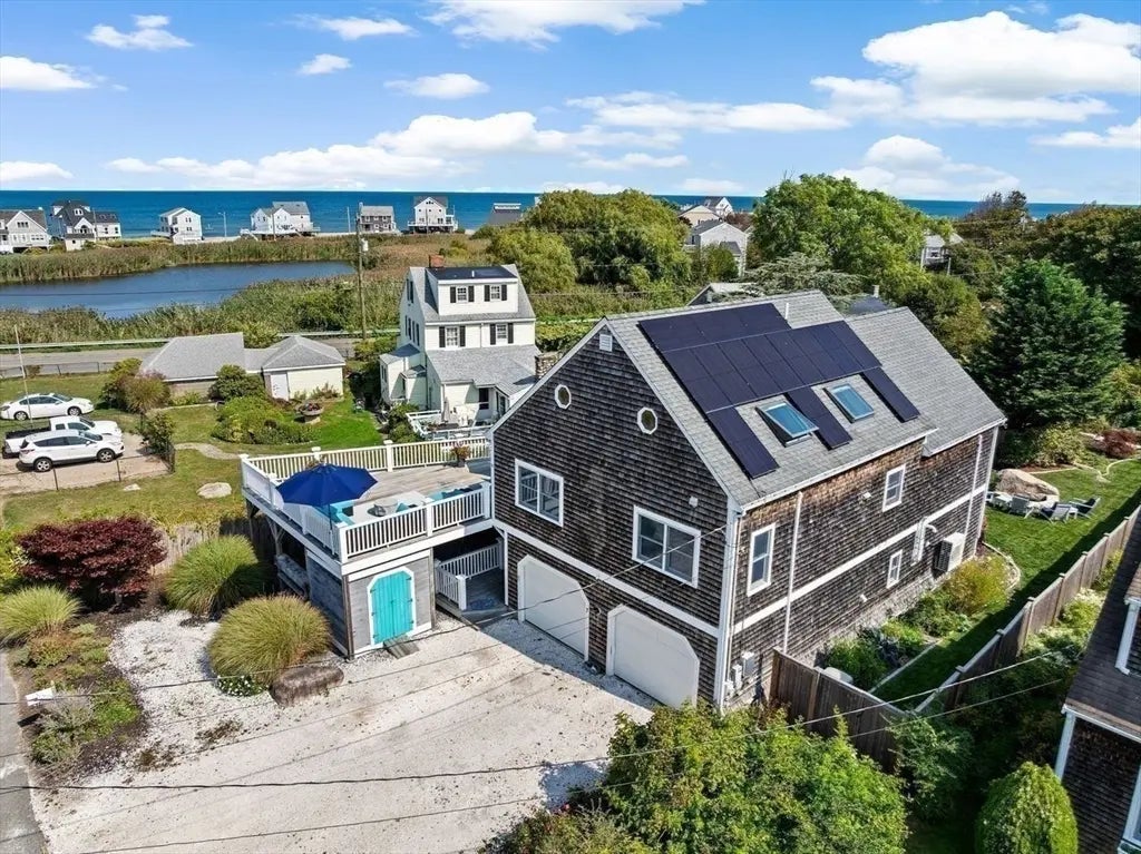 7 Borden Road, Scituate