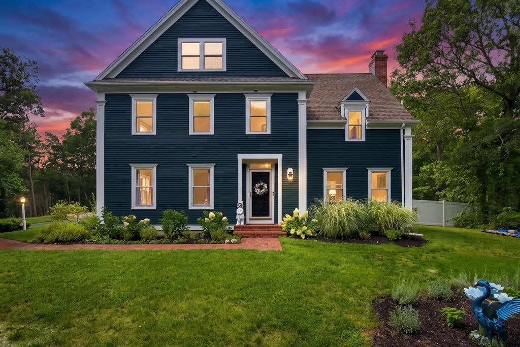 31 Quaker Village Ln, Sandwich