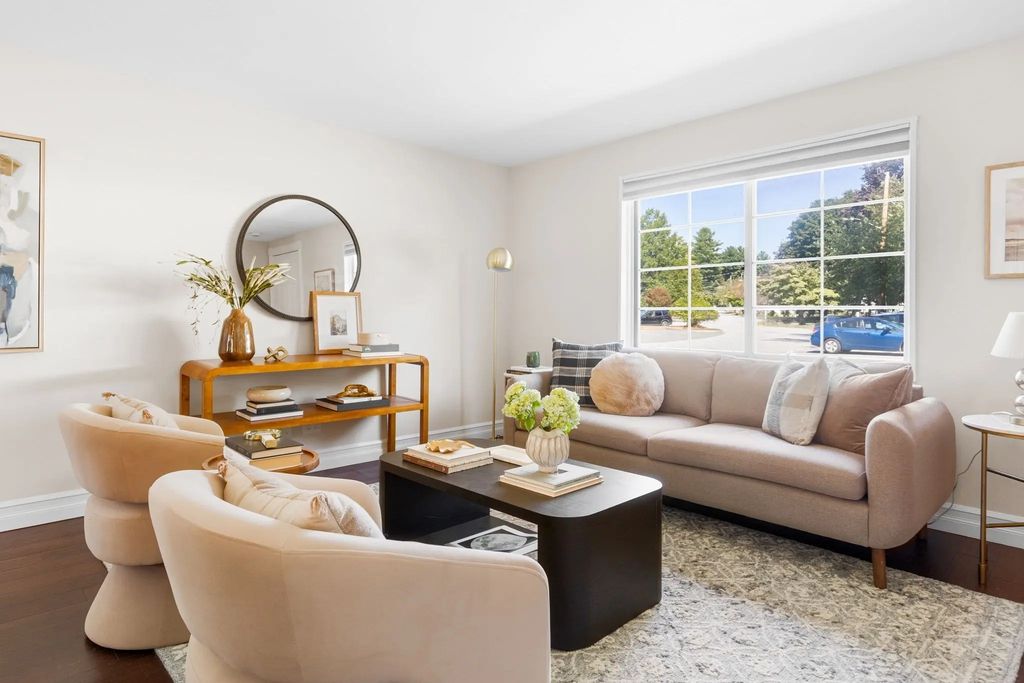 36 Roberts Drive #36, Bedford