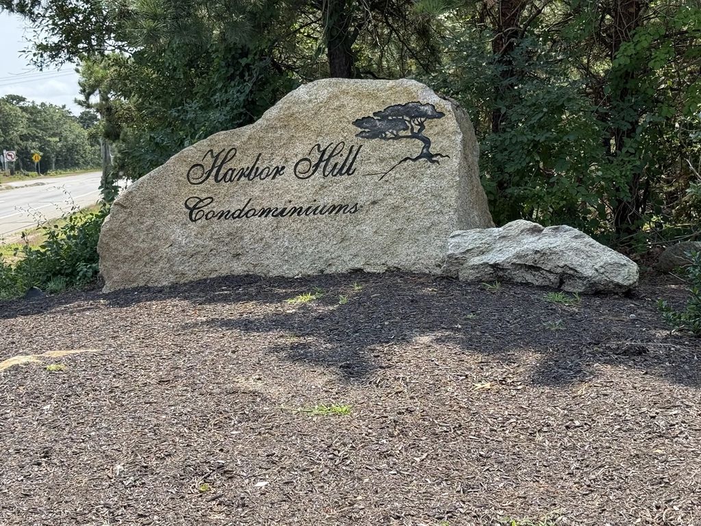 37 Harbor Hill Dr #37, Bourne