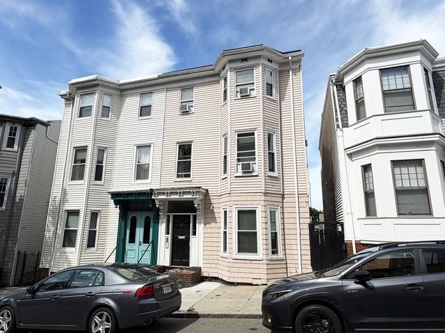 67 Old Harbor, Boston