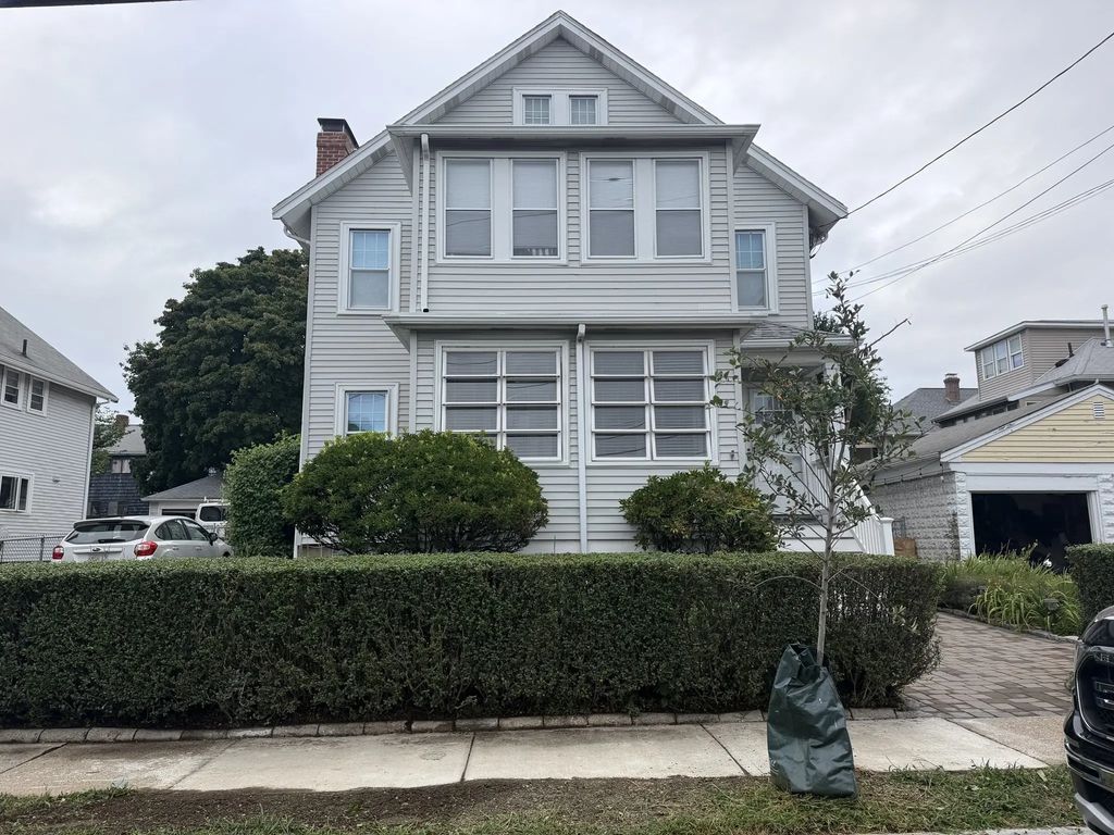 39 Sycamore Street #39, Belmont