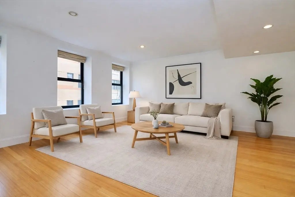 55 Temple Place #5, Boston