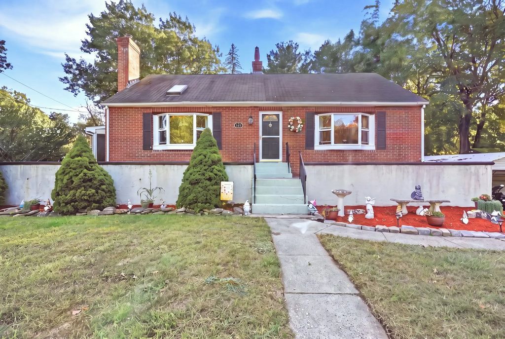 189 Allen Road, Billerica