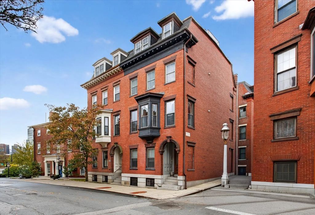 20 Harvard St. #3, Boston