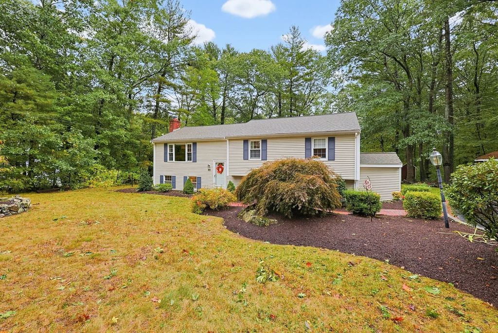 80 Chestnut St., Wrentham