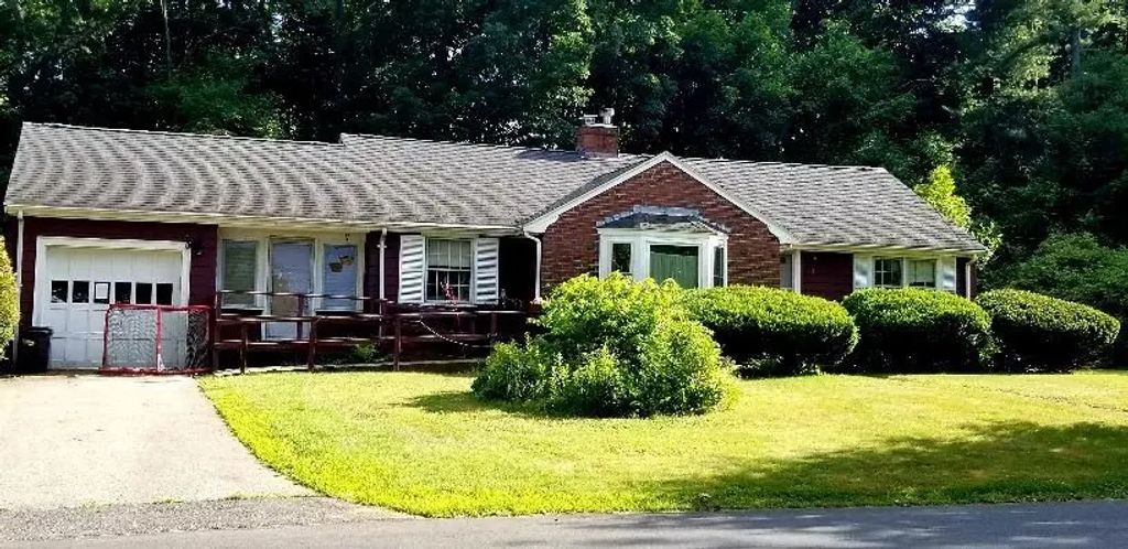 11 Longfellow Rd, Lexington