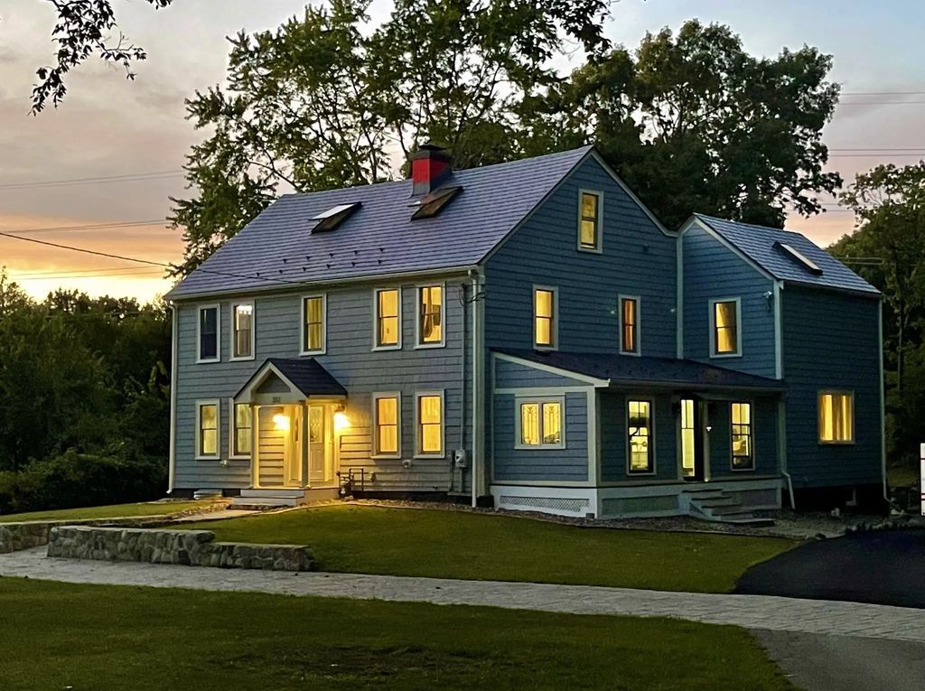 202 Boston Post Rd, Wayland