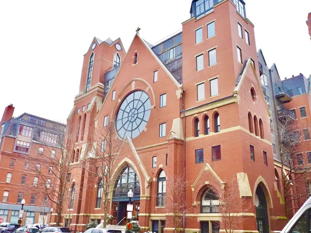 2 Clarendon Street #24, Boston