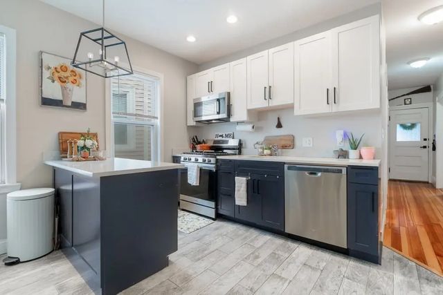 24 Buttonwood Street, Boston