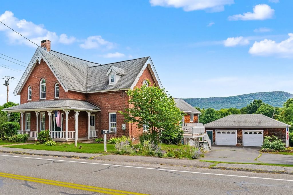 238 Park St, Easthampton