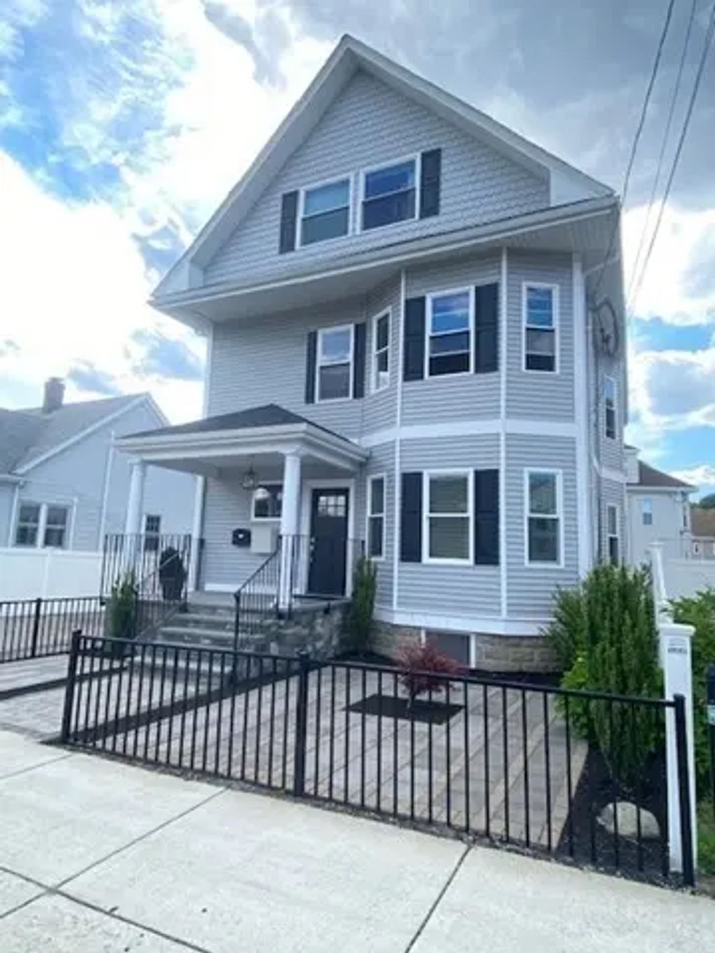 88 School Street #b, Watertown