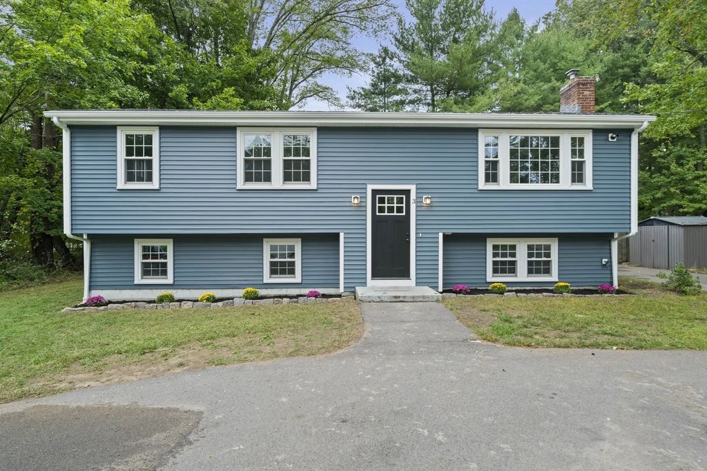 3 Taylor Point Road, Pembroke