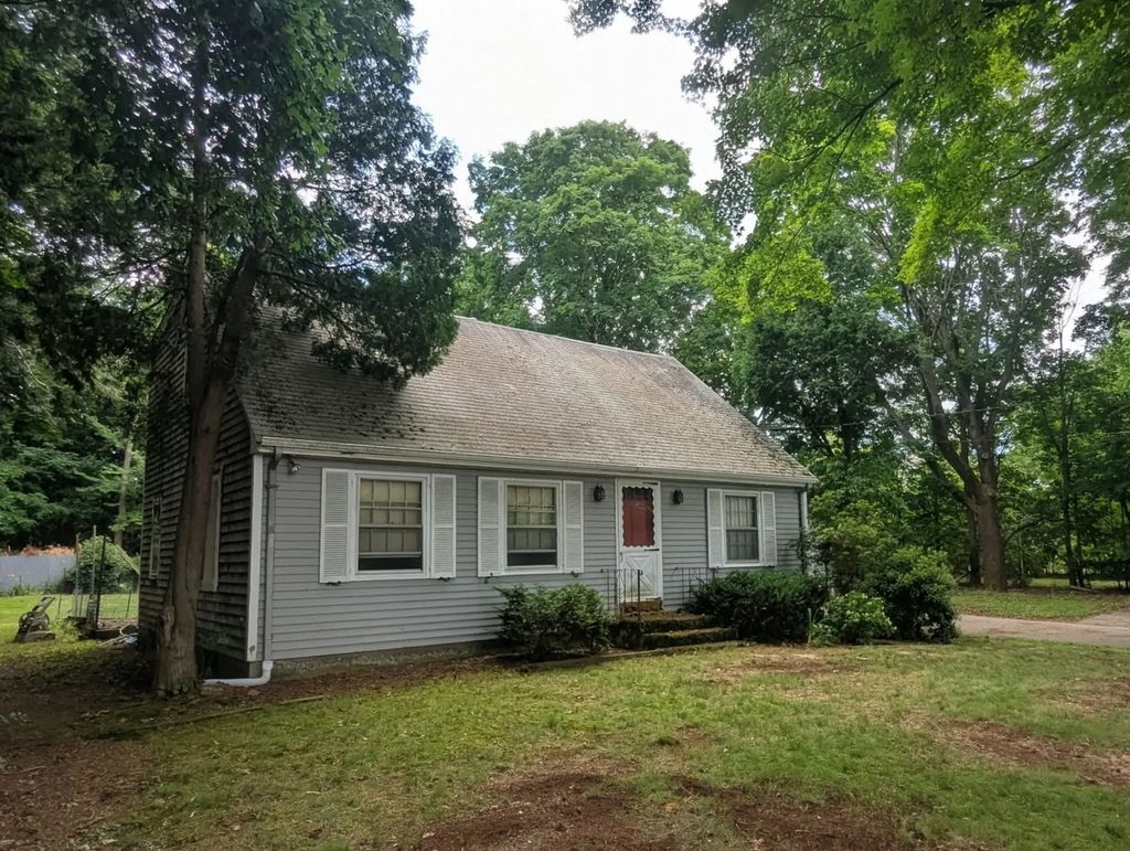 166 West St, Attleboro