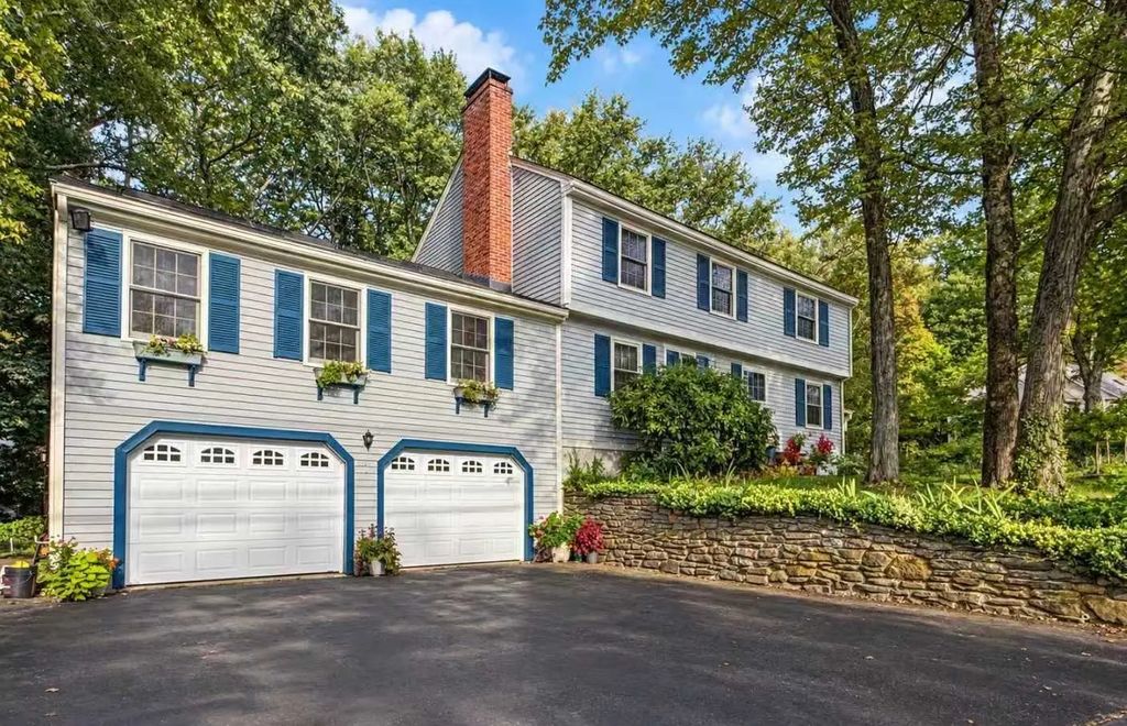 16 Wheeler Rd, Westborough