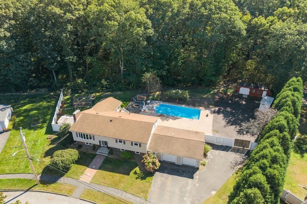 31 Paul Ave, Peabody