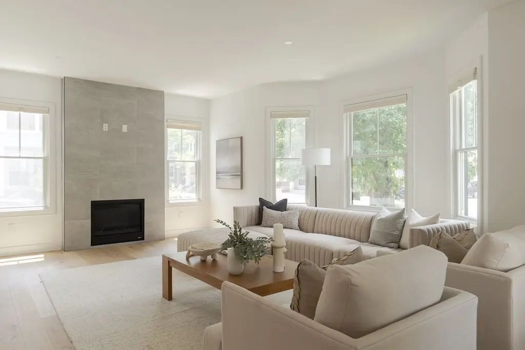 177 Thorndike St #1, Brookline