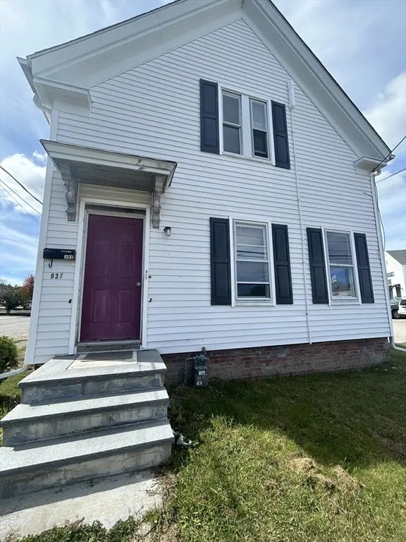 937 Webster St. #1, Marshfield