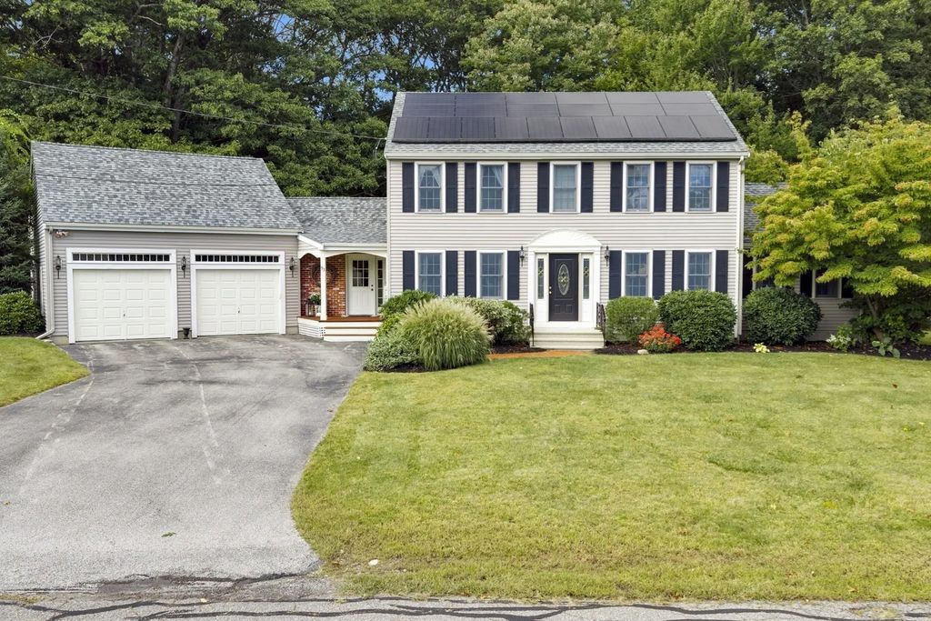93 Mcclellan Rd, Sutton