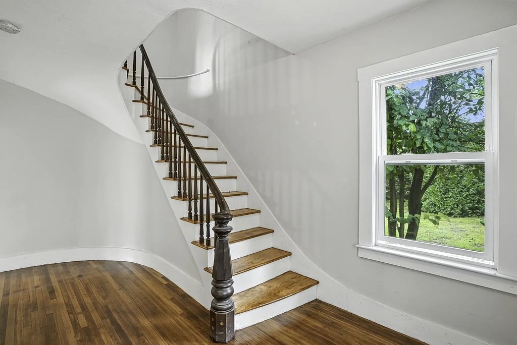 271 Cordaville Road, Southborough