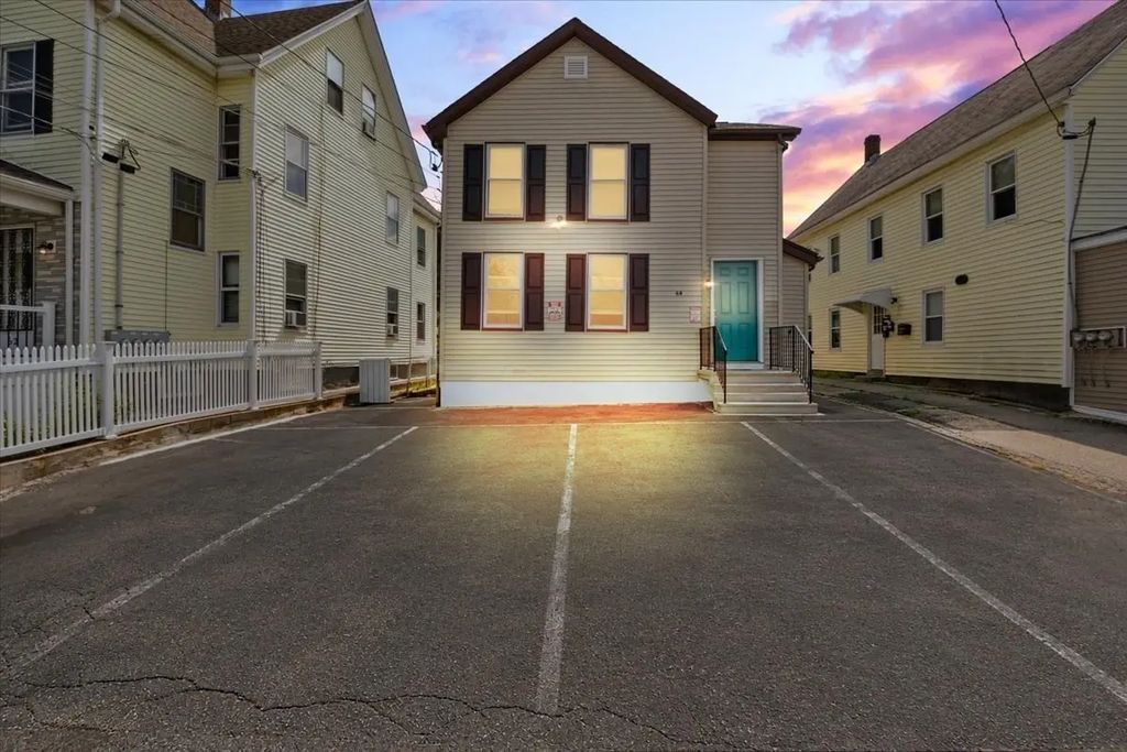 64 Oak St, Taunton