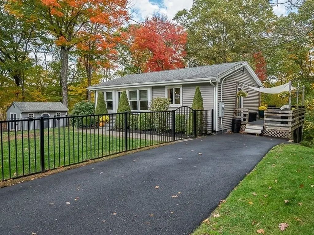 72 Crawford Street, Northborough