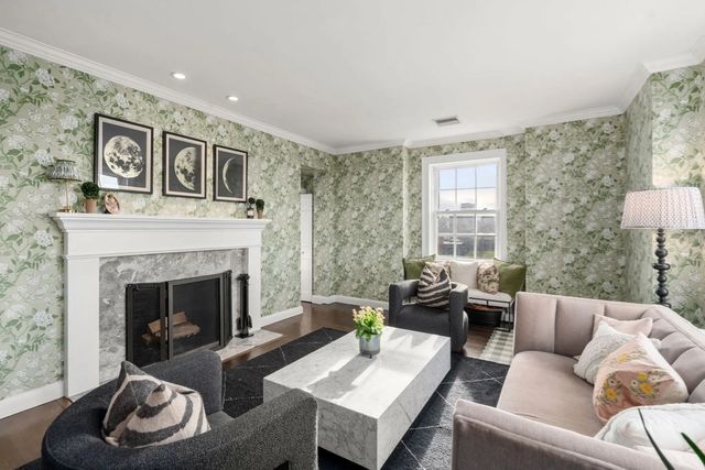 65 Commonwealth Ave #8b, Boston