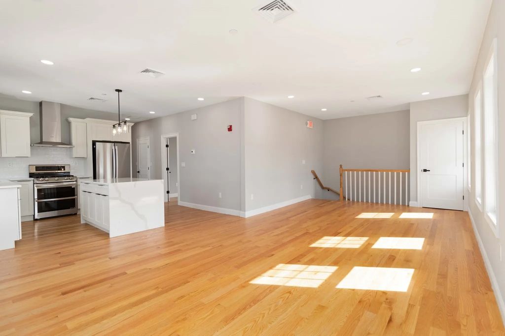 20 Alston St #20, Somerville