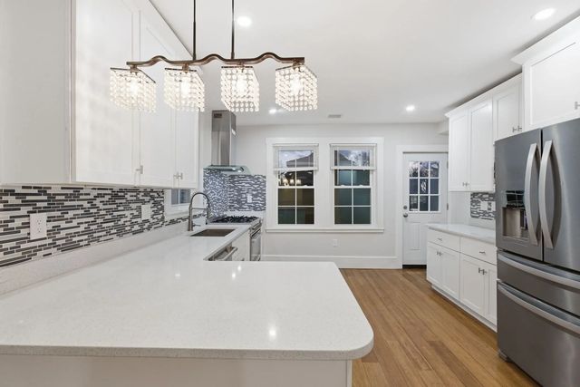 318 Concord Ave #2, Cambridge