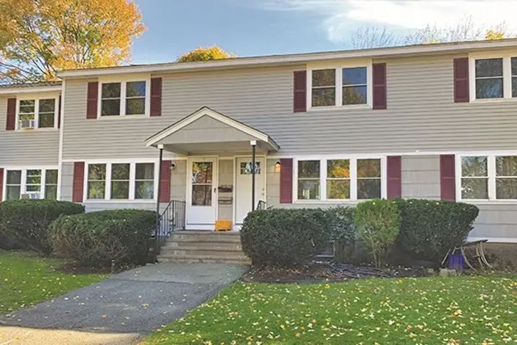 1 Elm Ct #3, North Andover