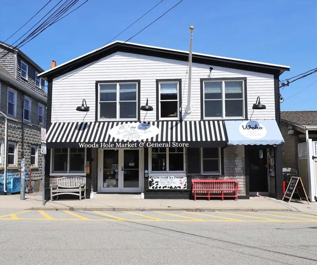 87 Water Street, Falmouth