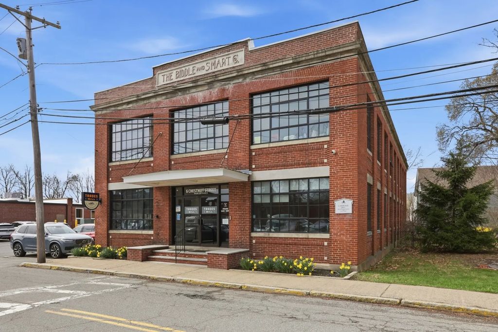6 Chestnut St #217, Amesbury