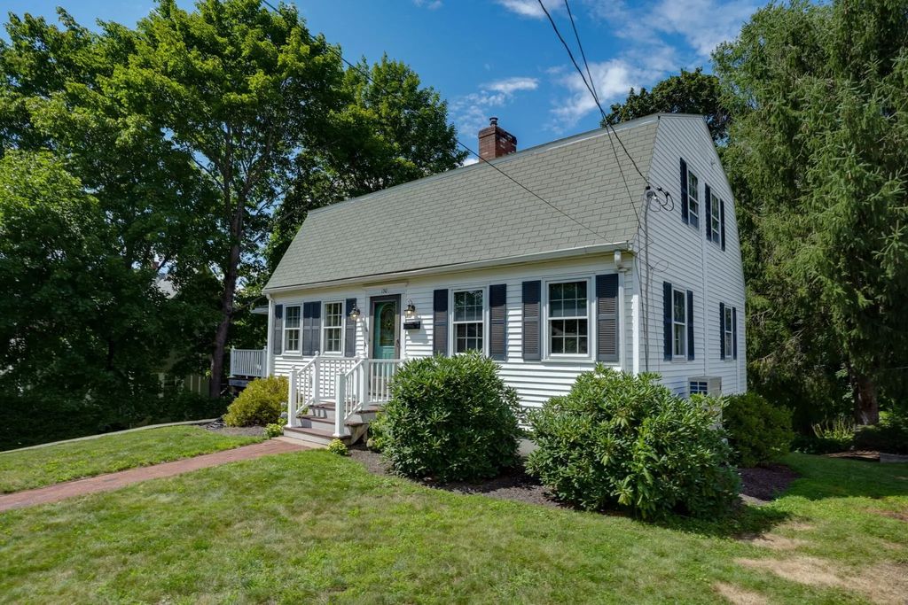 130 Edinboro Street, Marlborough