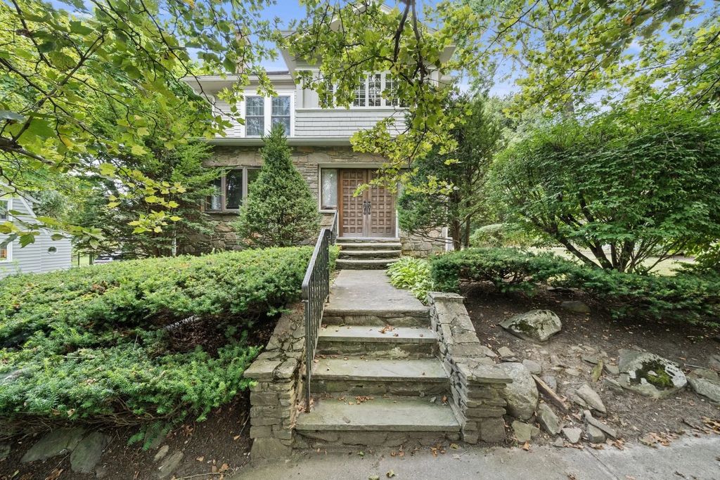 11 Roseland Road #1, Worcester
