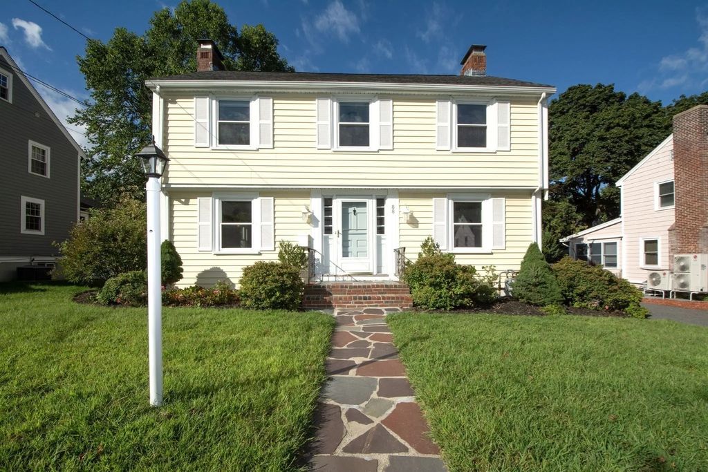 88 Elm St, Milton