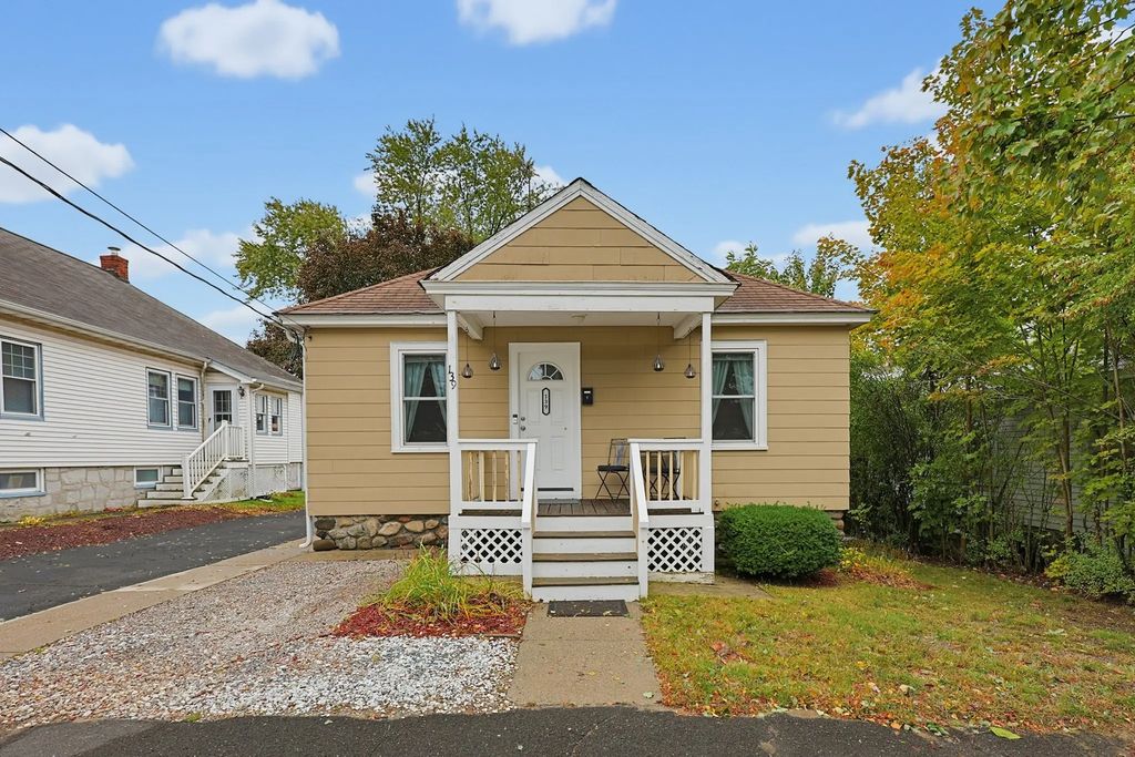 139 Massachusetts Ave, North Andover