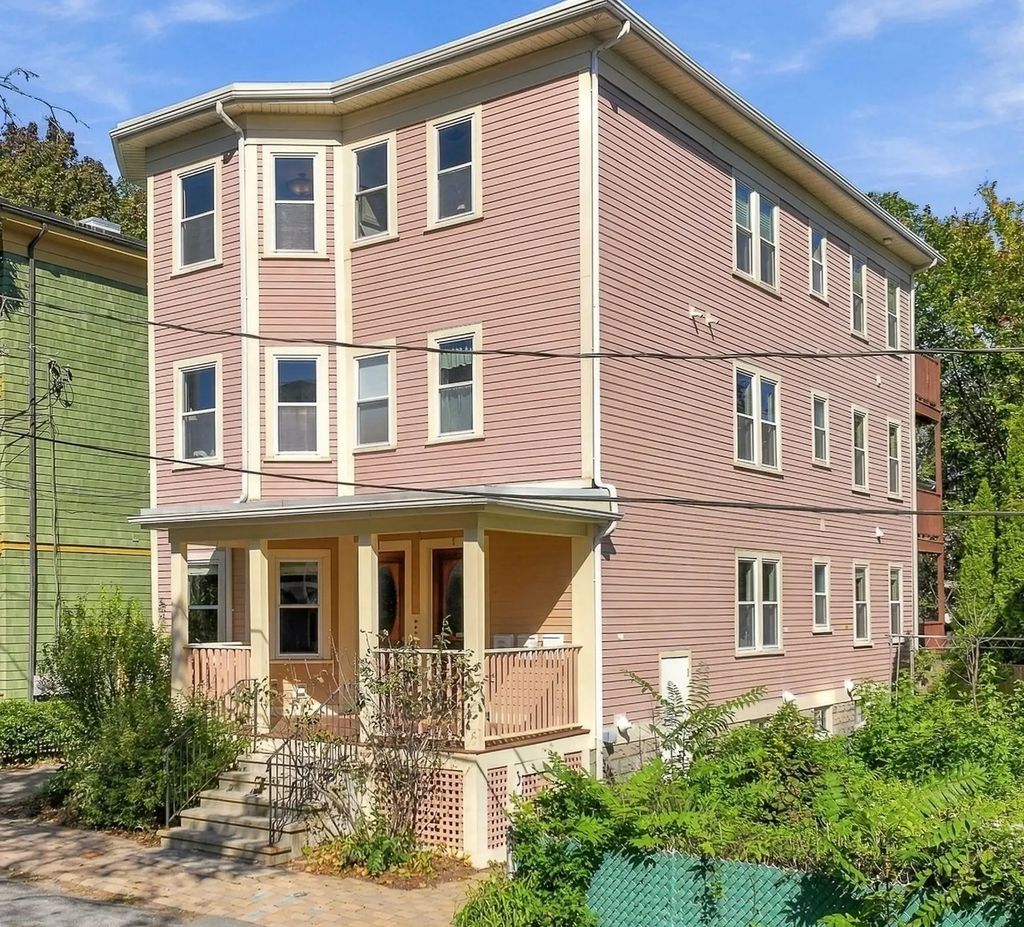 5 Adams Terrace #3, Cambridge