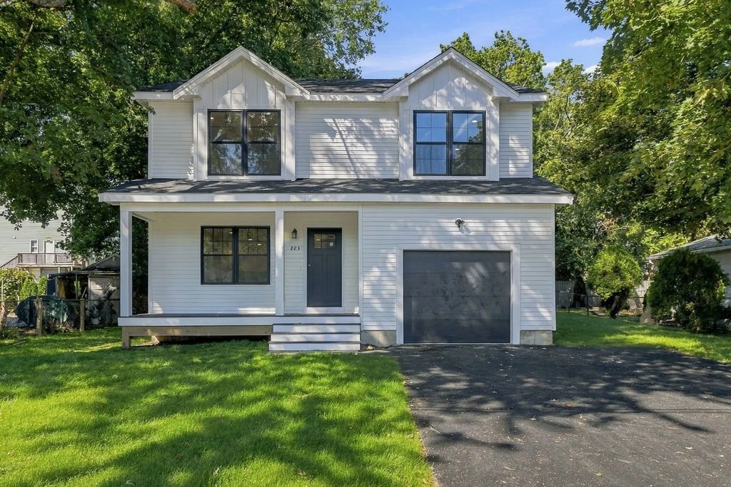 223 Jenckes, Woonsocket