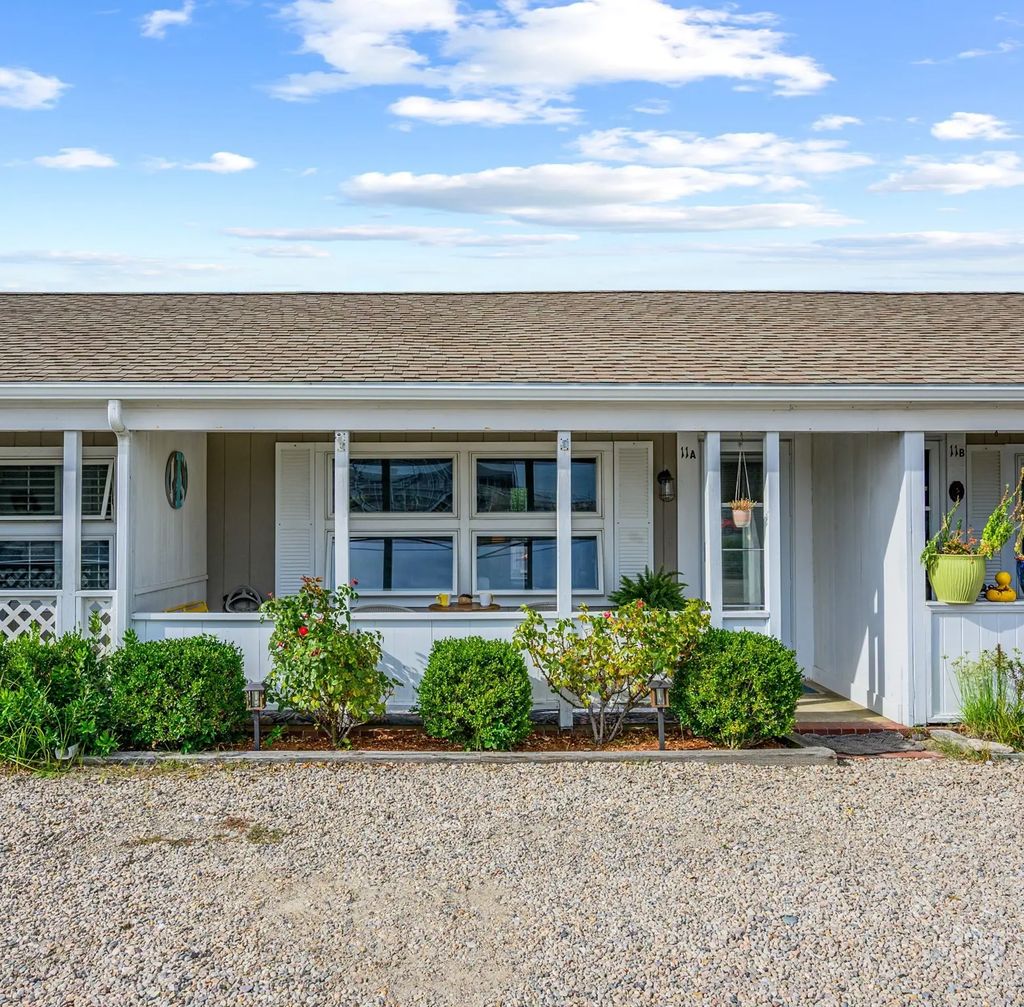 928 Commercial St #11a, Provincetown