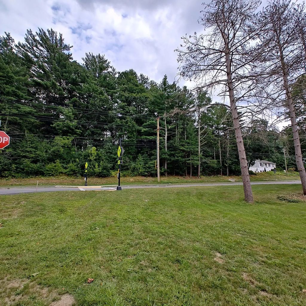 84 Meadow Rd, Spencer