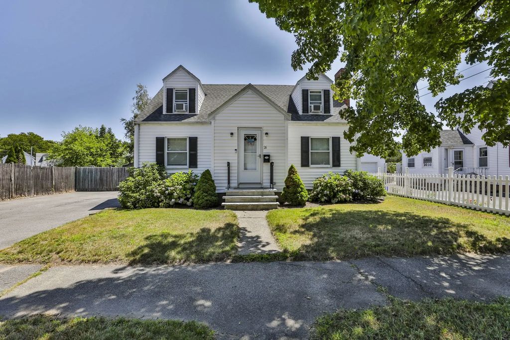 26 Purdon Ave, Lynn
