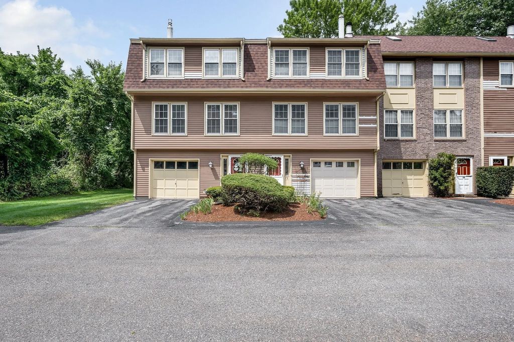 80 Heritage Dr #80, Tewksbury